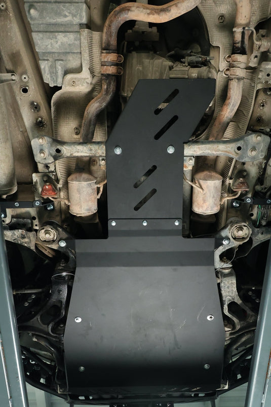 Manganese steel skid plates kit for Porsche Cayenne 955/957 & VW Touareg (2002–2010) — individual plates detail