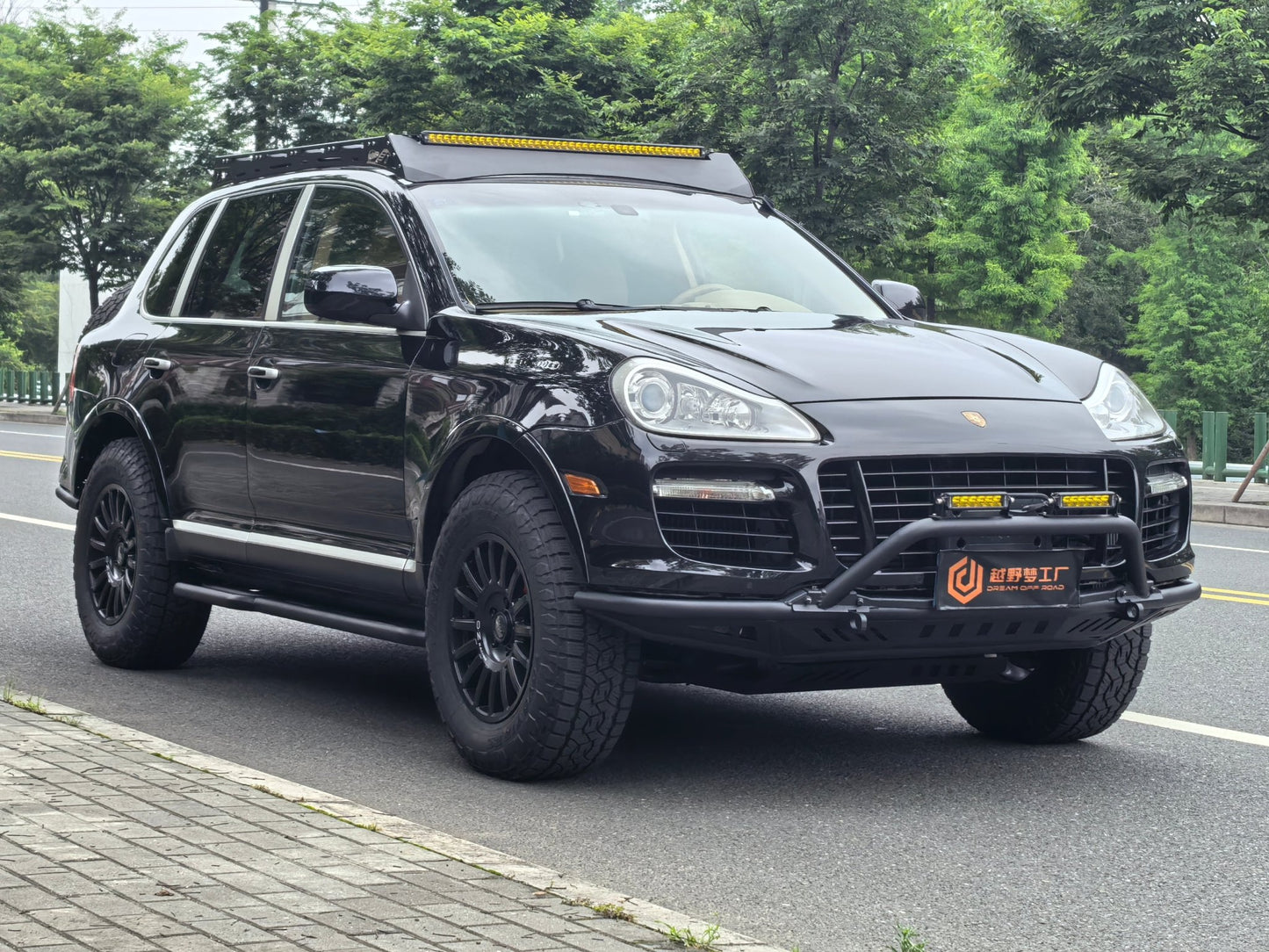 Porsche Cayenne 957 Bull Bar Front Bumper (2008–2010) - OverlandtrekFront BumperOverlandtrekOT-C957-FB-BBPorsche Cayenne 957 Bull Bar Front Bumper (2008–2010)