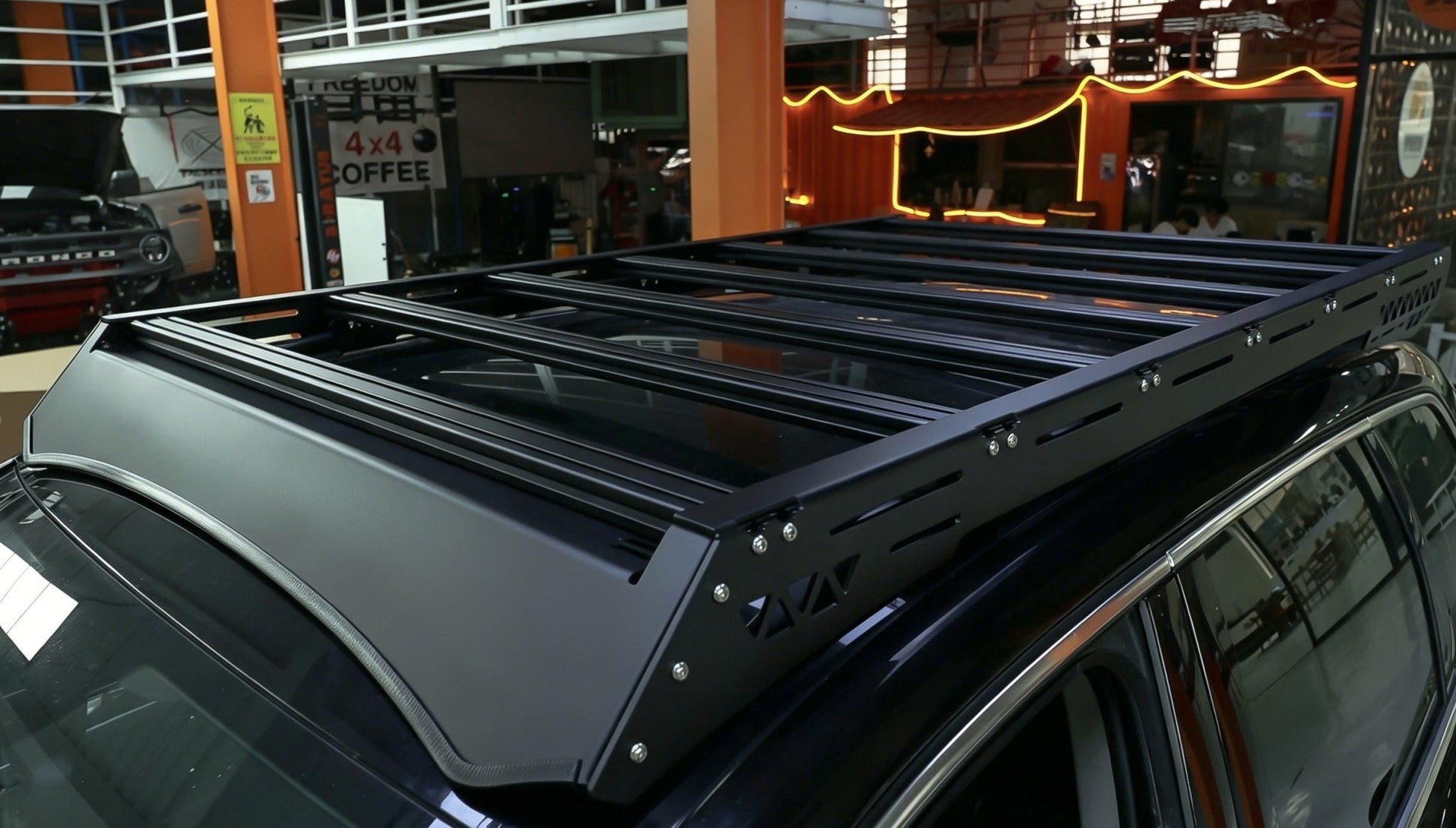 VW Touareg 2nd Gen Premium Aluminum Alloy Roof Rack | Overlandtrek - OverlandtrekRoof RackOverlandtrekVW Touareg Gen 2 aluminum alloy roof rack side profile mounted on factory roof rails